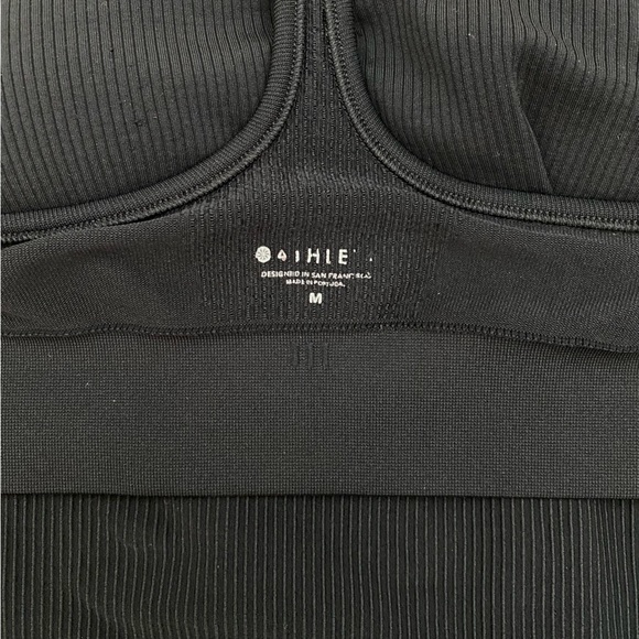 Athleta Renew Built-In Bra Tank - Size M - Picture 5 of 8